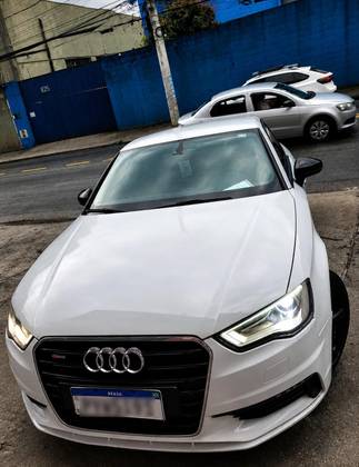 AUDI A3 1.4 TFSI SEDAN ATTRACTION 16V FLEX 4P TIPTRONIC AUDI A3 1.4 TFSI SEDAN ATTRACTION 16V FLEX 4P TIPTRONIC